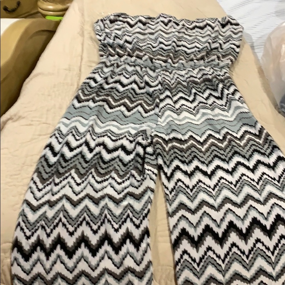 Strapless romper